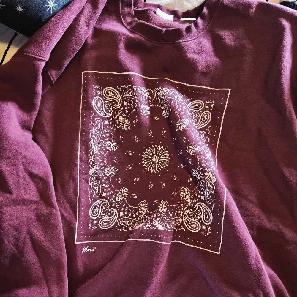 Levi's Burgundy/Maroon Bandana Print Sweatshirt